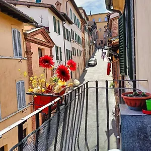La Campanina-nel Cuore Di E Della Contrada Apartamento Siena
