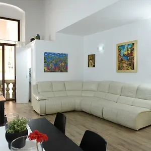 https://sisters-residence.barihotels.org
