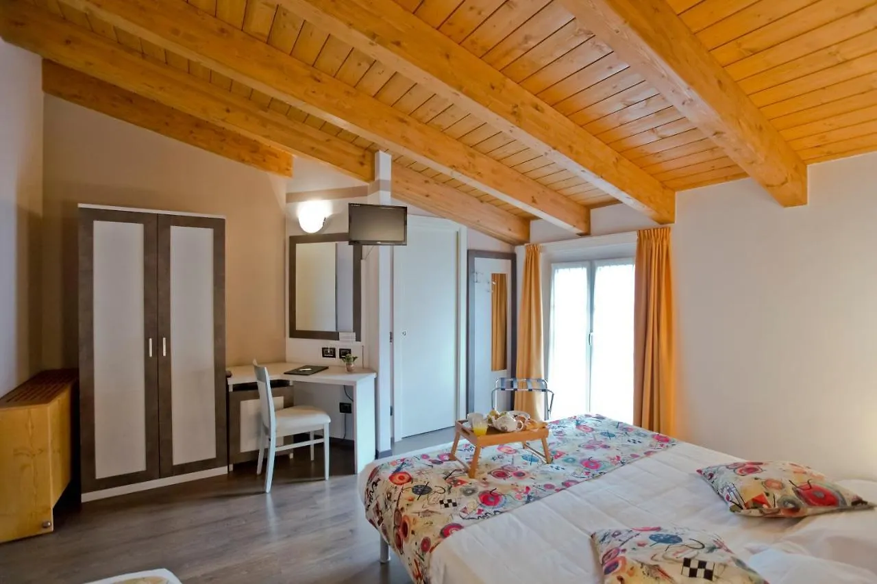 Hotel Lago Di Como Colico